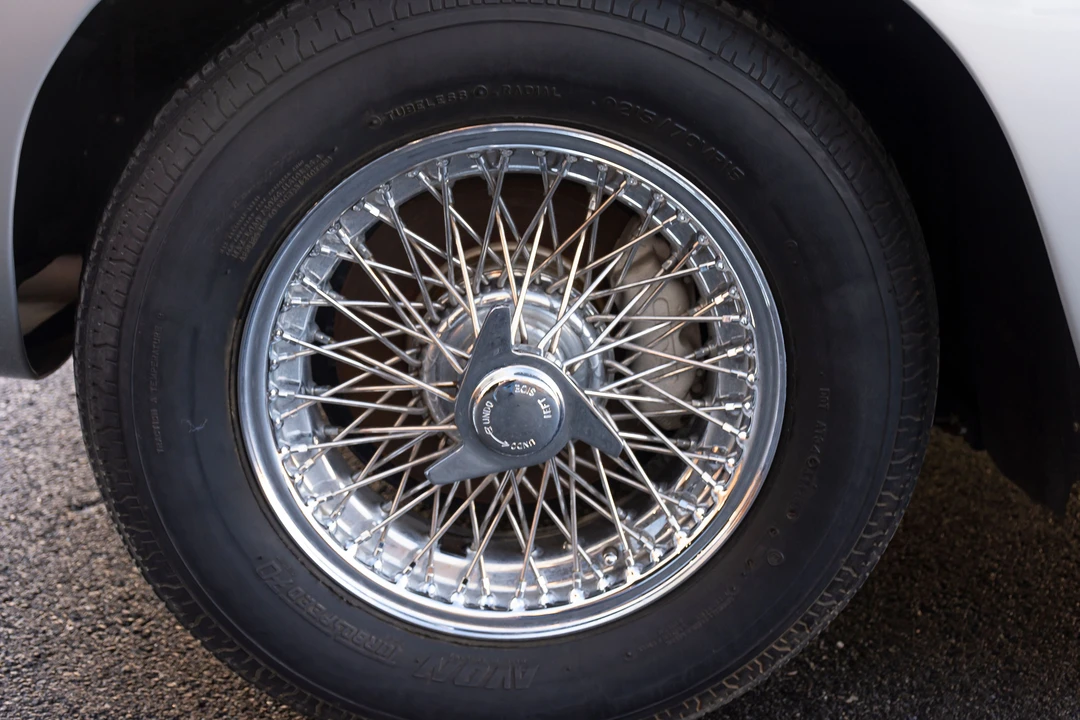 1966 Aston Martin DB6 Vantage - Image 24 of 31