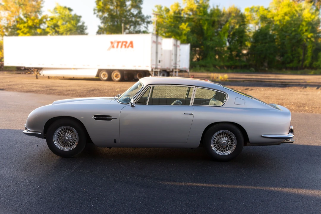 1966 Aston Martin DB6 Vantage - Image 26 of 31