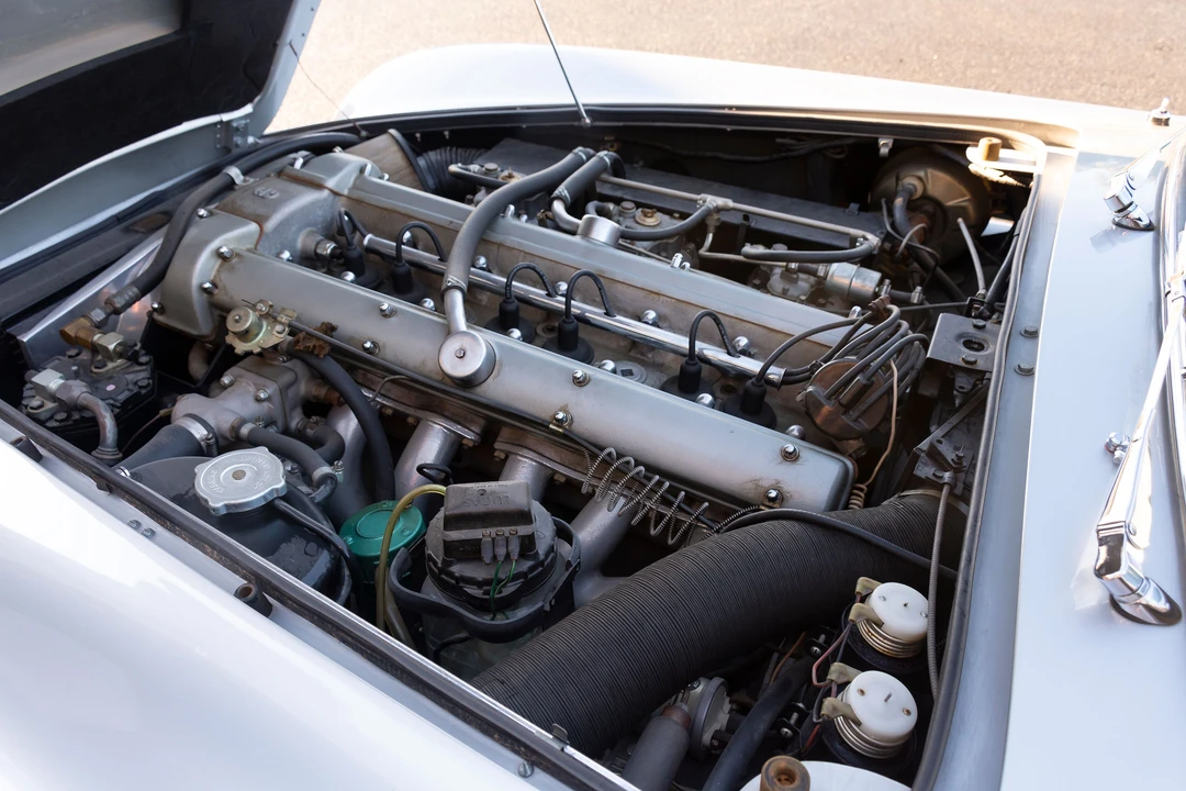 1966 Aston Martin DB6 Vantage - Image 5 of 31