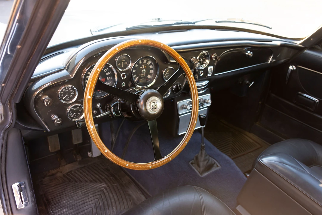 1966 Aston Martin DB6 Vantage - Image 15 of 31