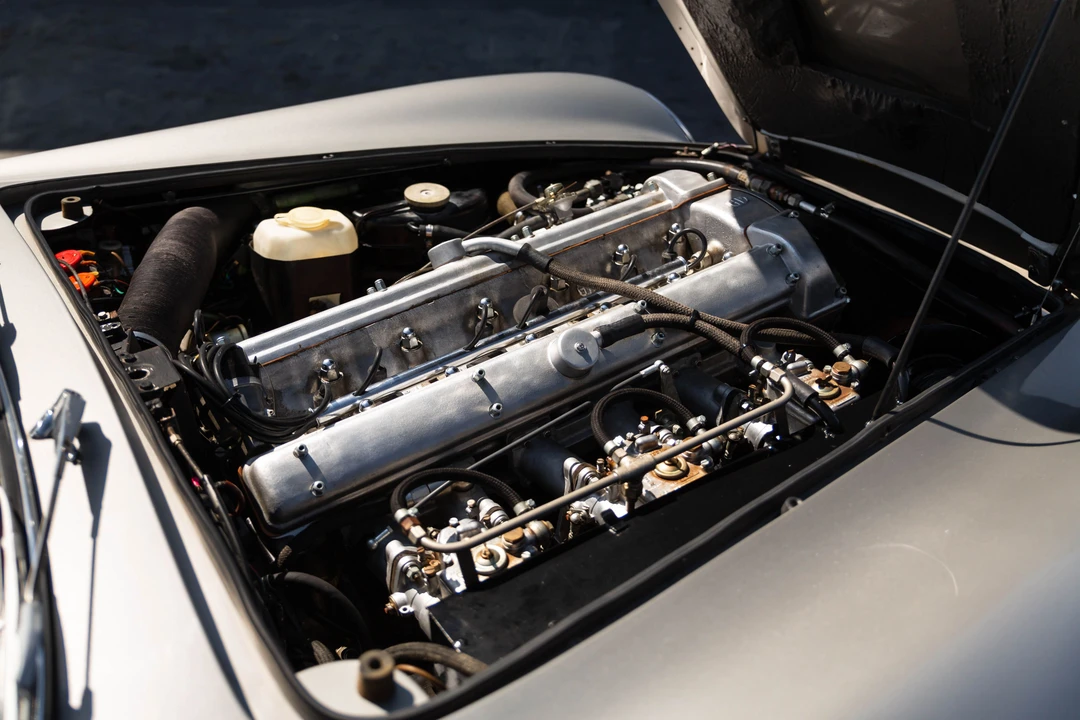 1966 Aston Martin DB6 Vantage - Image 26 of 31