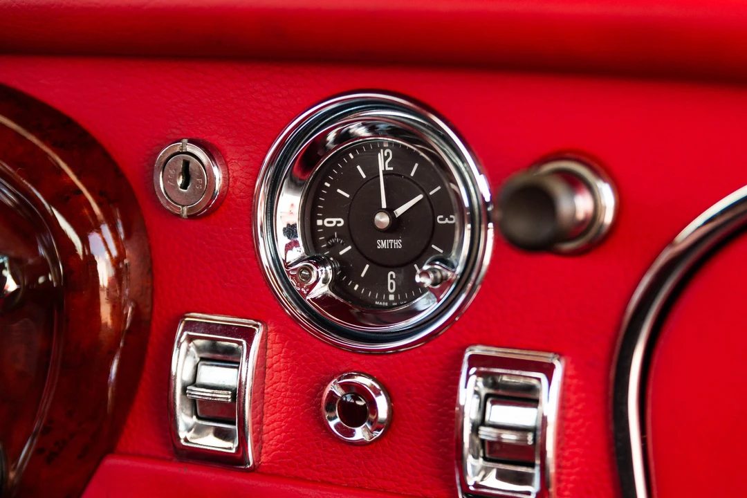 1966 Aston Martin DB6 Vantage - Image 16 of 31