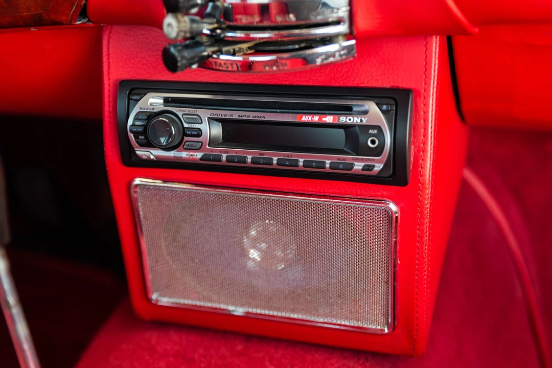 1966 Aston Martin DB6 Vantage - Image 13 of 31