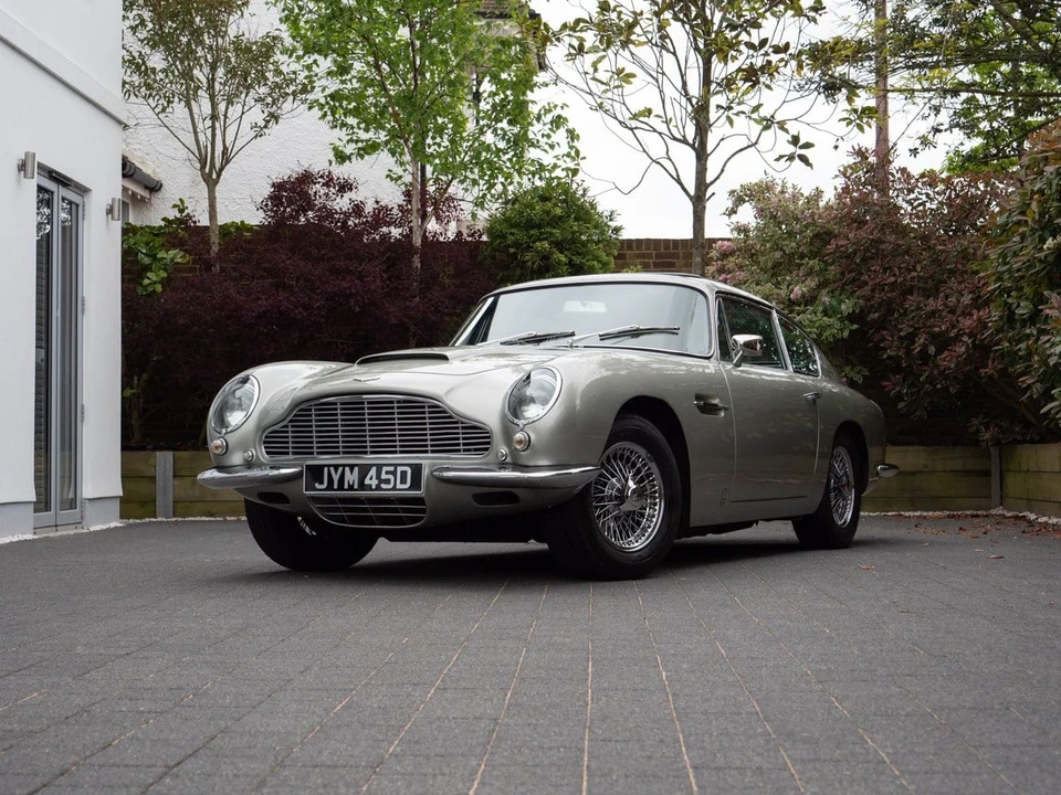 1966 Aston Martin DB6 Vantage - Image 9 of 30