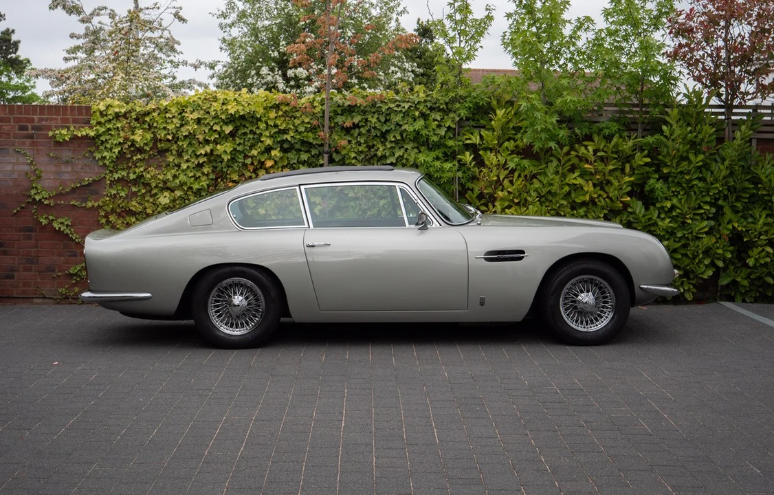 1966 Aston Martin DB6 Vantage - Image 11 of 30