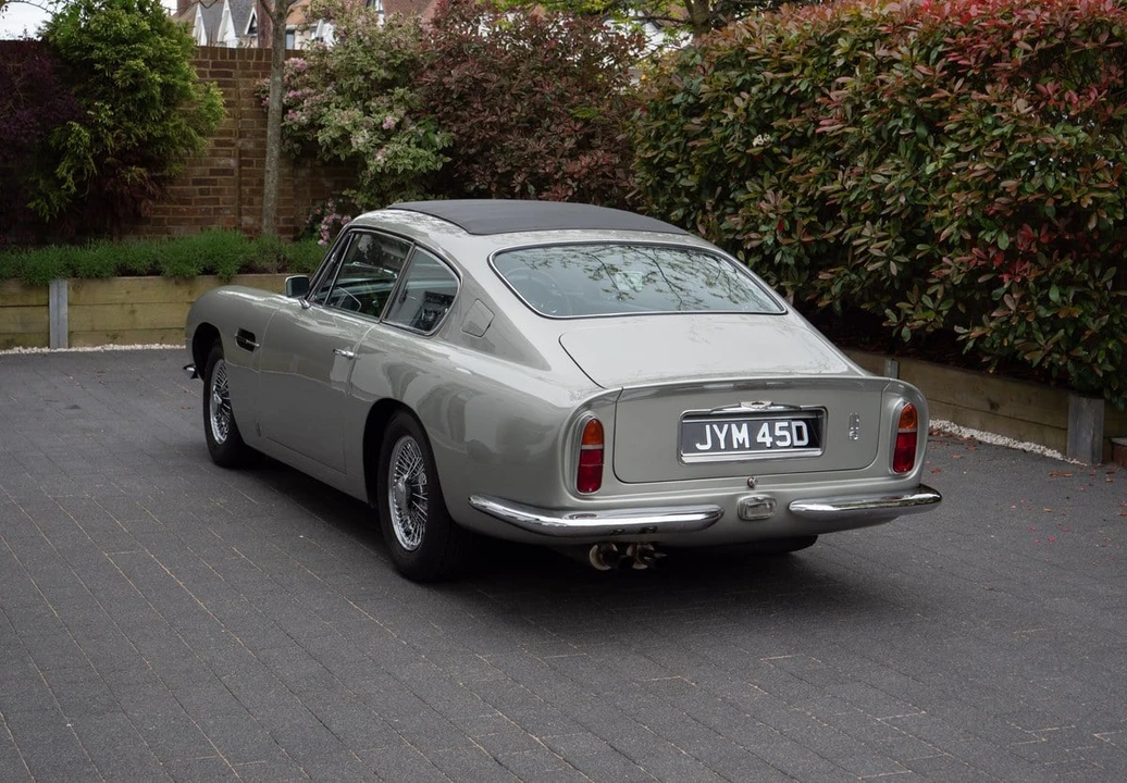 1966 Aston Martin DB6 Vantage - Image 17 of 30