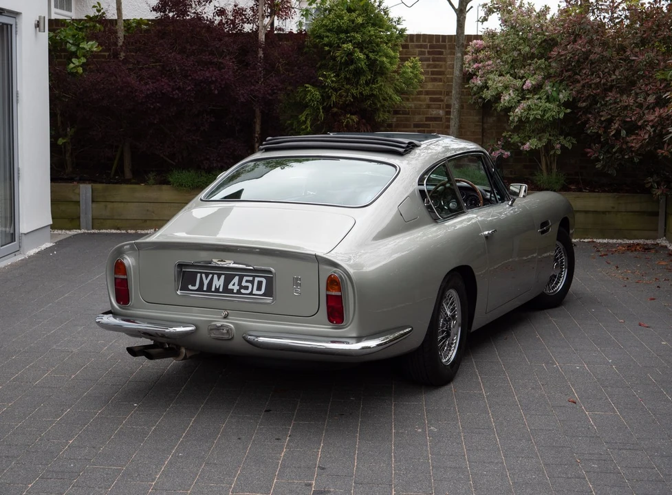 1966 Aston Martin DB6 Vantage - Image 27 of 30