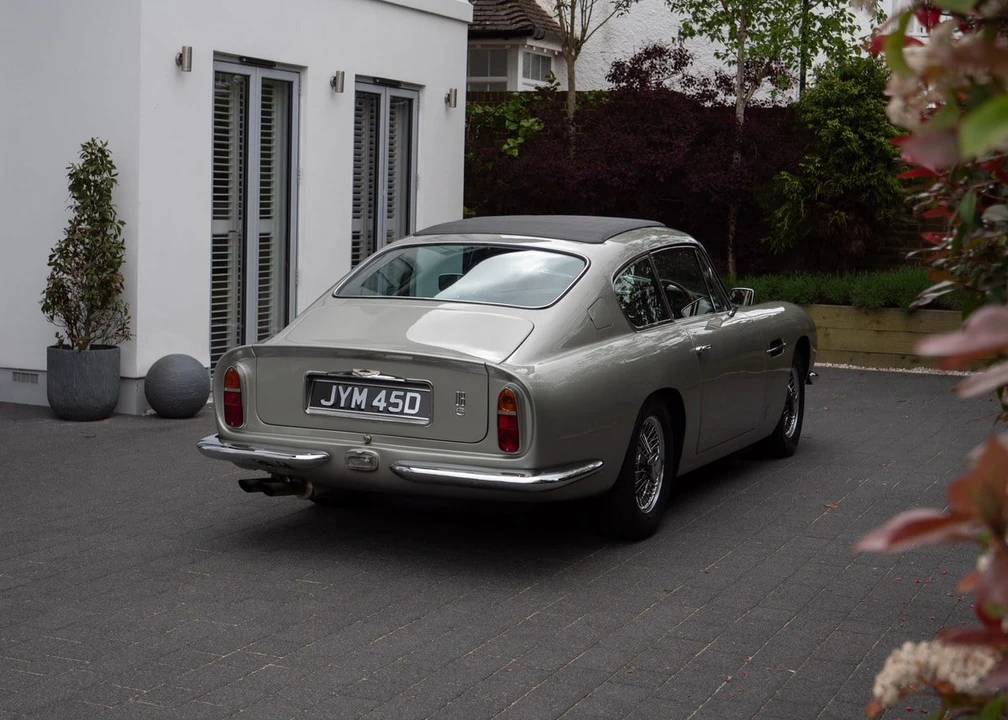 1966 Aston Martin DB6 Vantage - Image 18 of 30