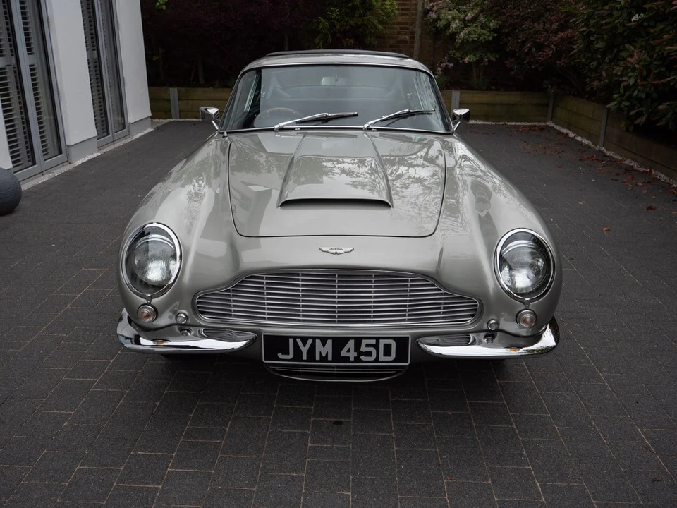 1966 Aston Martin DB6 Vantage - Image 20 of 30