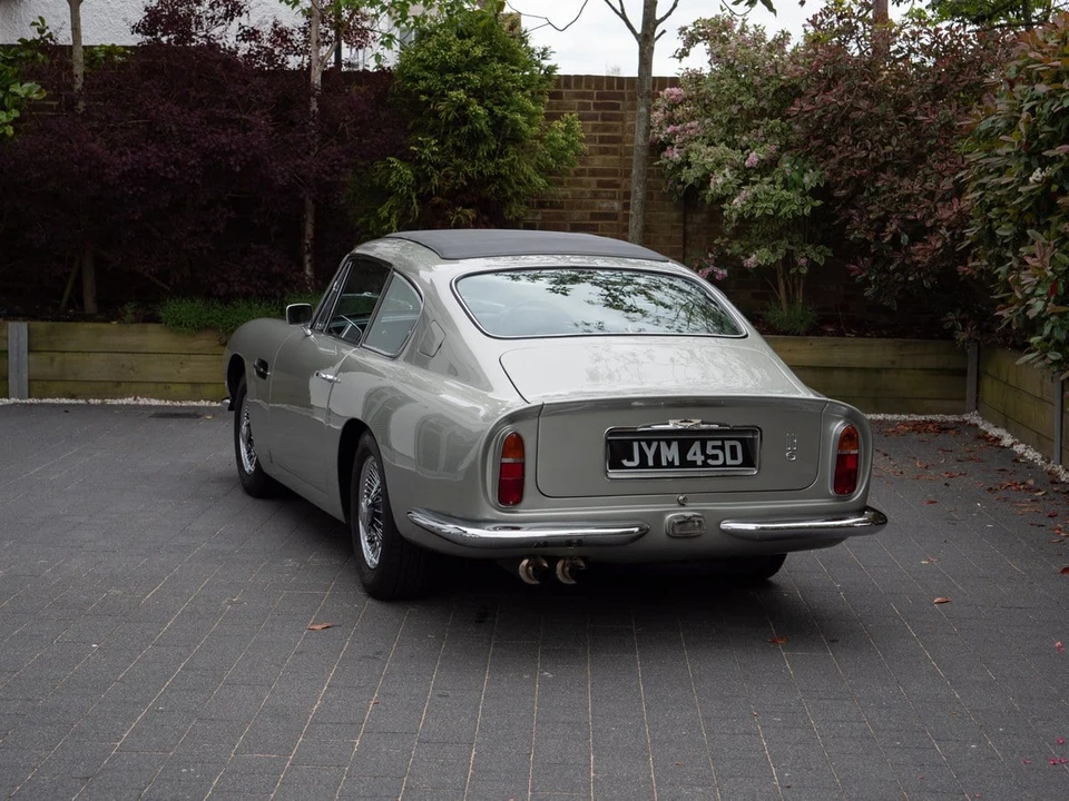 1966 Aston Martin DB6 Vantage - Image 19 of 30
