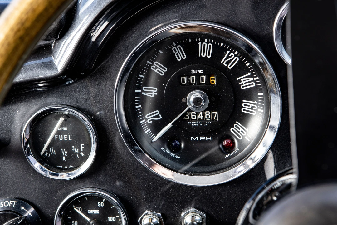 1966 Aston Martin DB6 Vantage - Image 28 of 31
