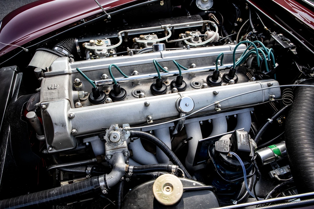1966 Aston Martin DB6 Vantage - Image 19 of 31
