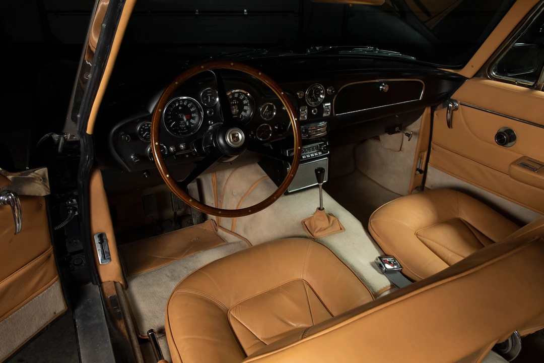 1966 Aston Martin DB6 Vantage - Image 9 of 31