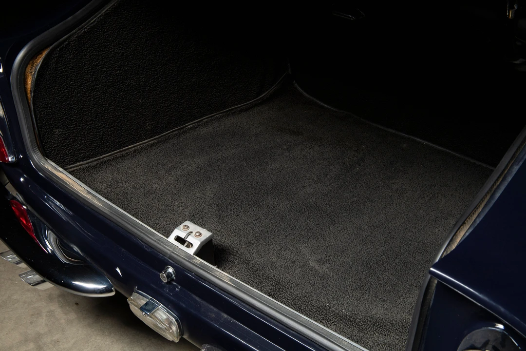 1966 Aston Martin DB6 Vantage - Image 20 of 31