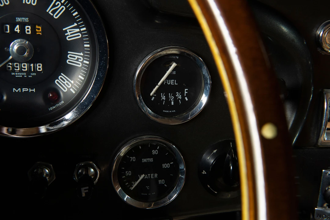 1966 Aston Martin DB6 Vantage - Image 14 of 31
