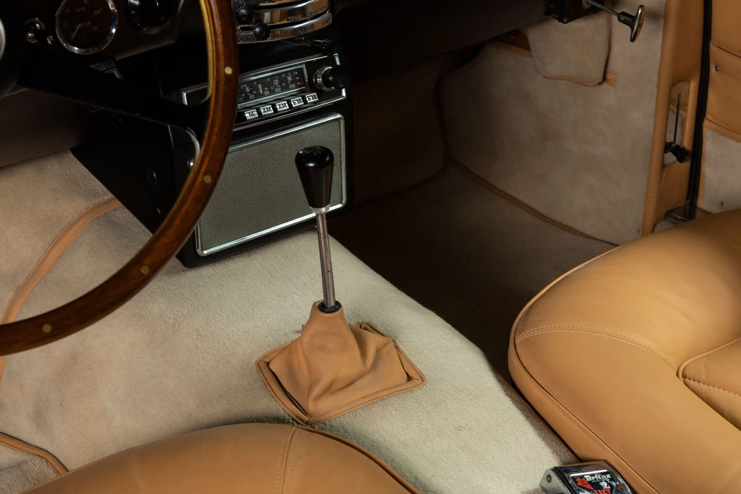 1966 Aston Martin DB6 Vantage - Image 10 of 31