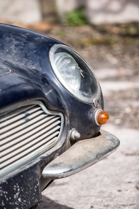 1966 Aston Martin DB6 Vantage - Image 28 of 31