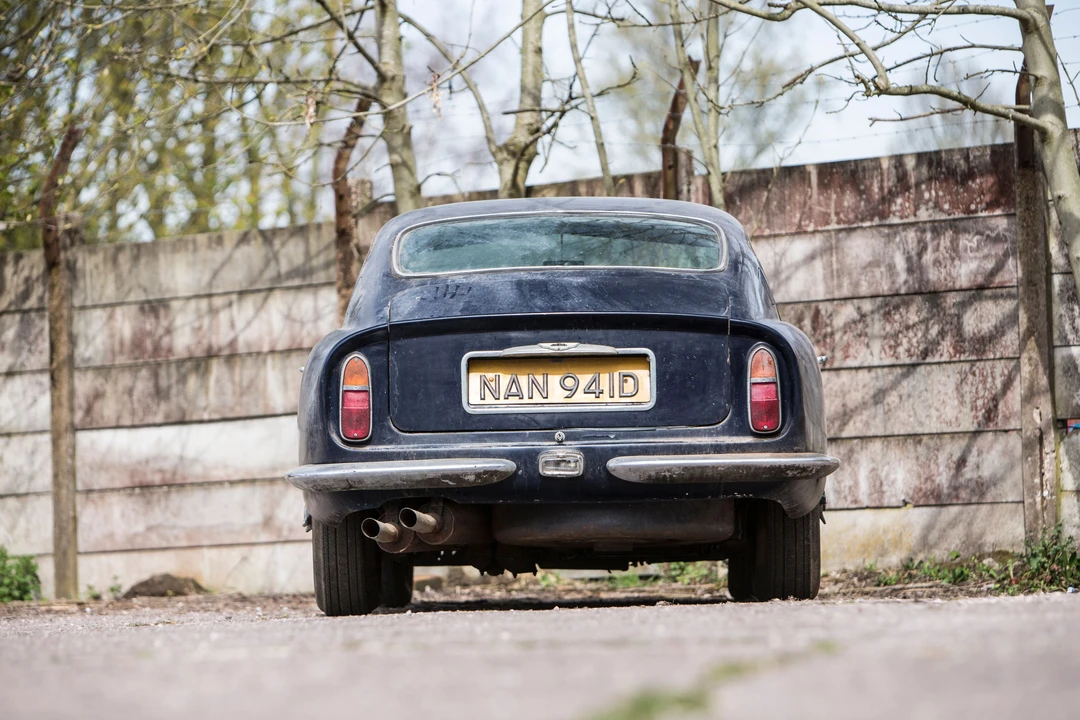 1966 Aston Martin DB6 Vantage - Image 23 of 31