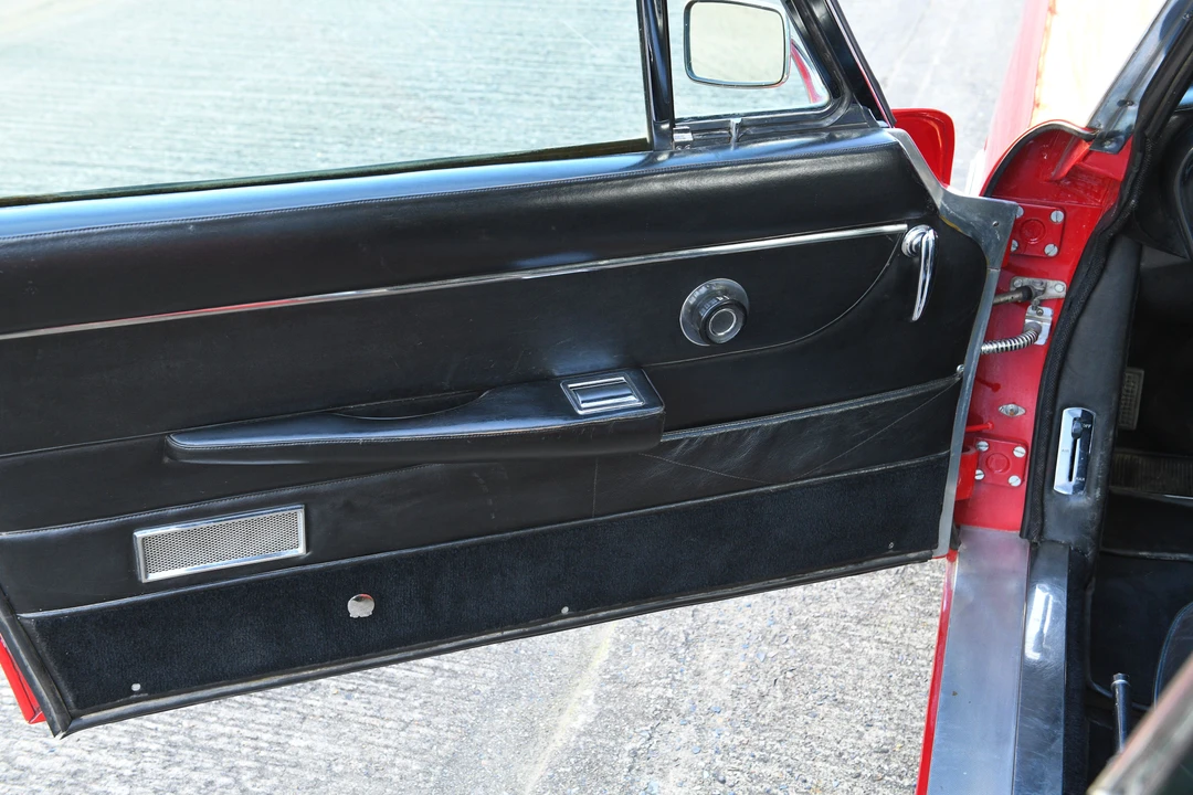 1966 Aston Martin DB6 Vantage - Image 25 of 31