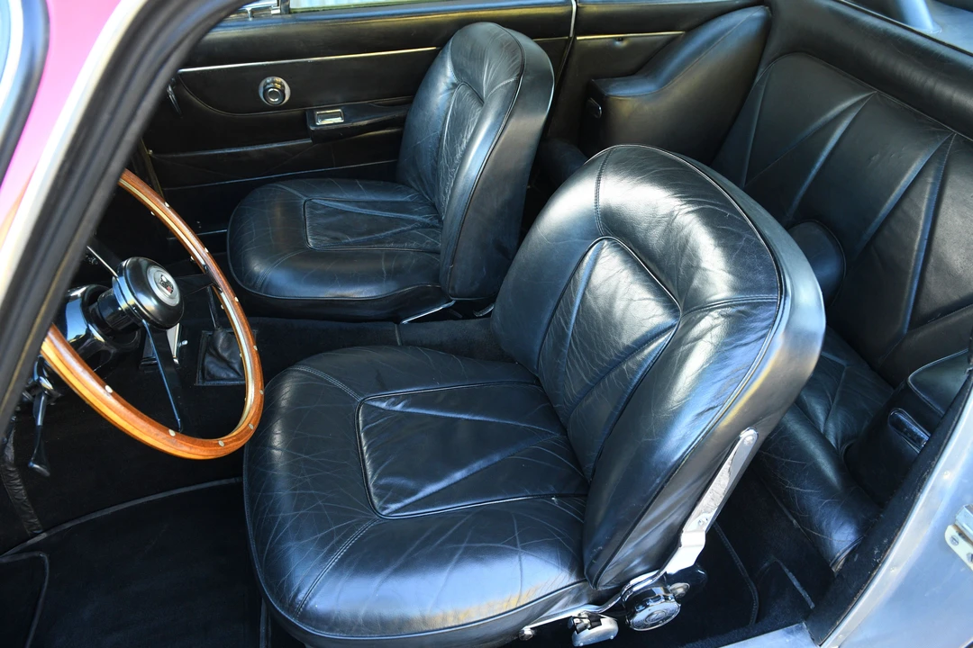 1966 Aston Martin DB6 Vantage - Image 21 of 31