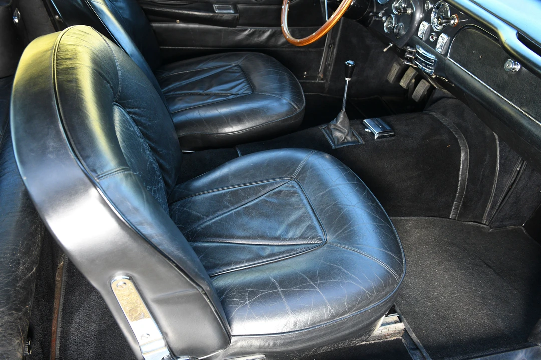 1966 Aston Martin DB6 Vantage - Image 12 of 31