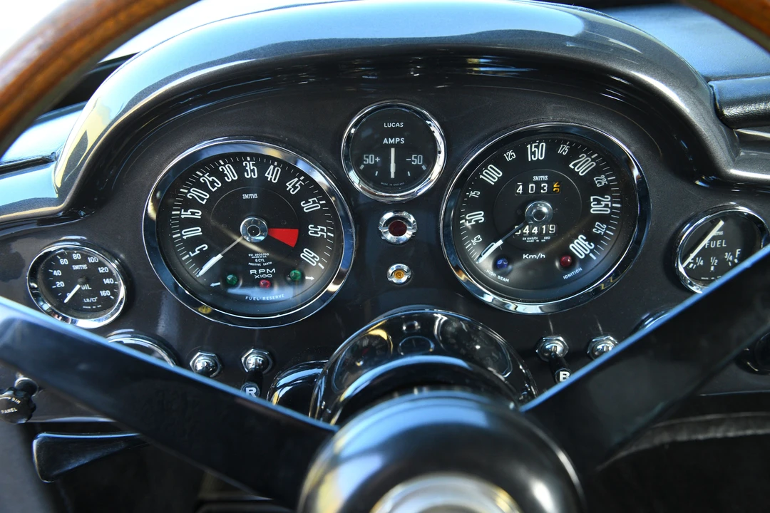 1966 Aston Martin DB6 Vantage - Image 16 of 31