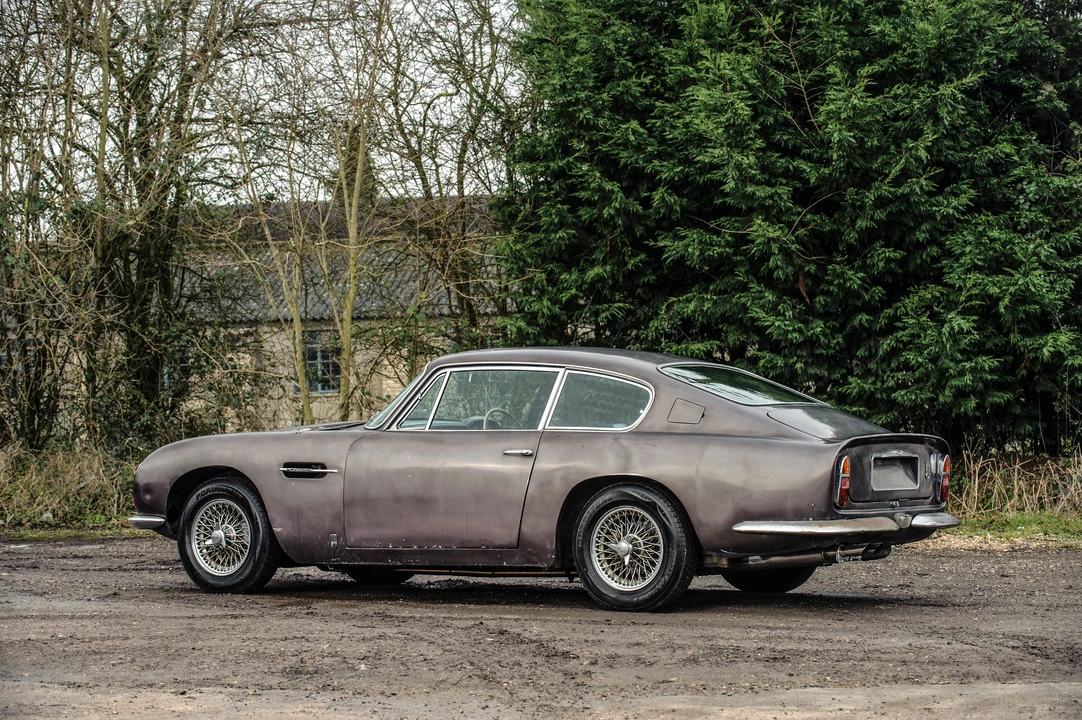 1966 Aston Martin DB6 Vantage - Image 19 of 19
