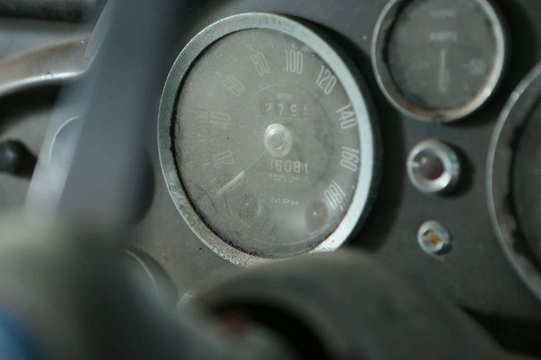 1966 Aston Martin DB6 Vantage - Image 4 of 31