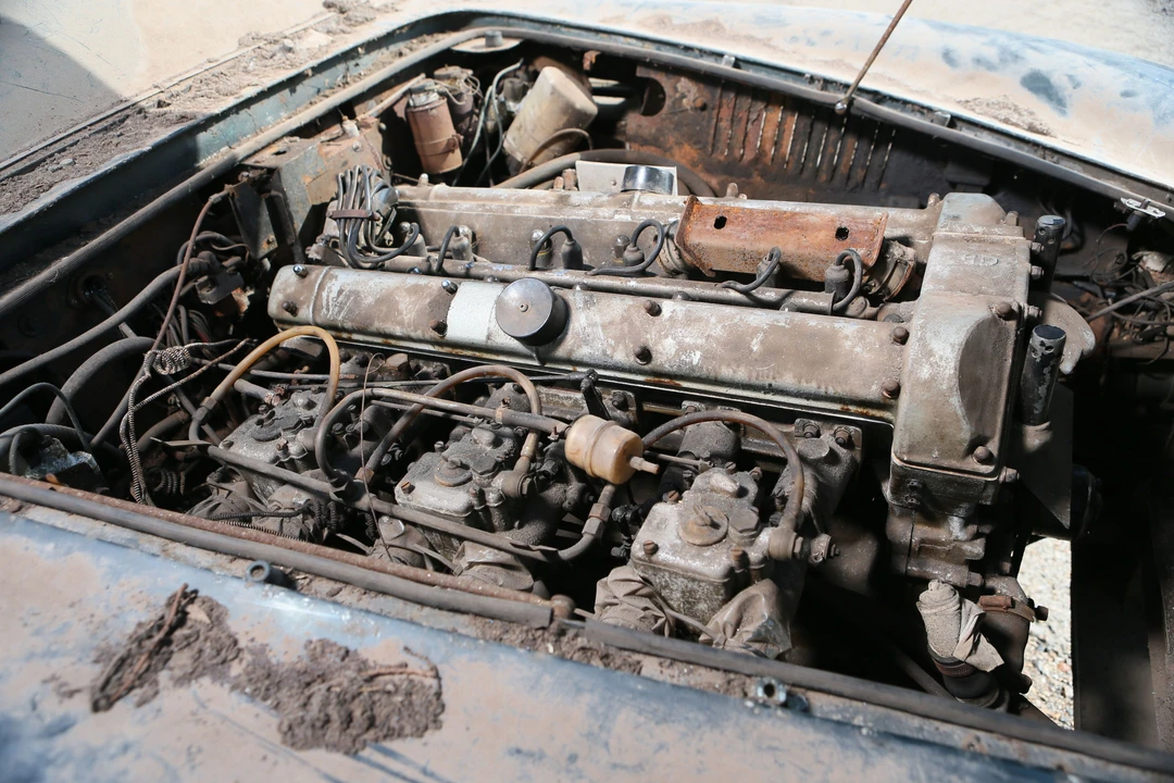 1966 Aston Martin DB6 Vantage - Image 8 of 31
