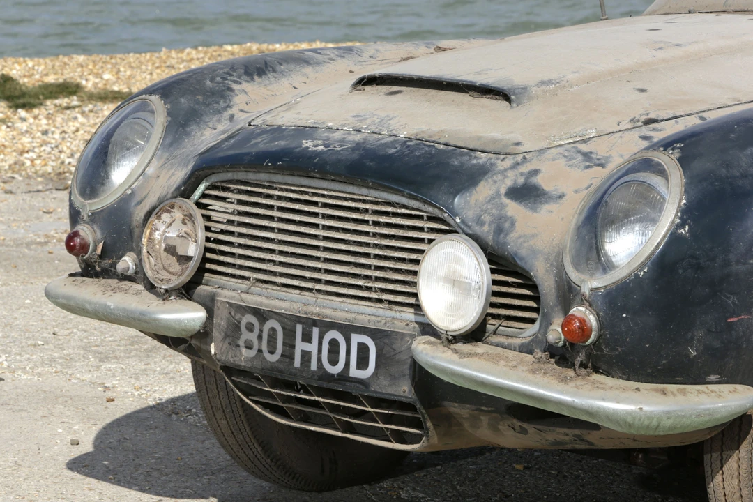 1966 Aston Martin DB6 Vantage - Image 27 of 31