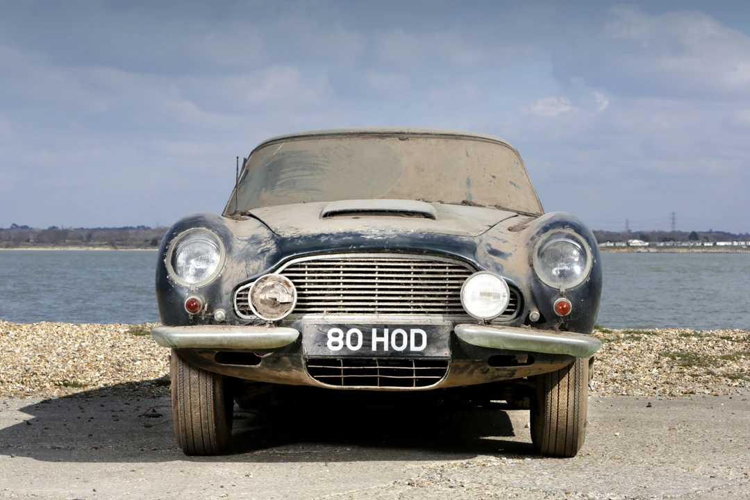 1966 Aston Martin DB6 Vantage - Image 29 of 31