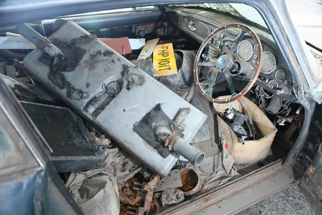 1966 Aston Martin DB6 Vantage - Image 6 of 31