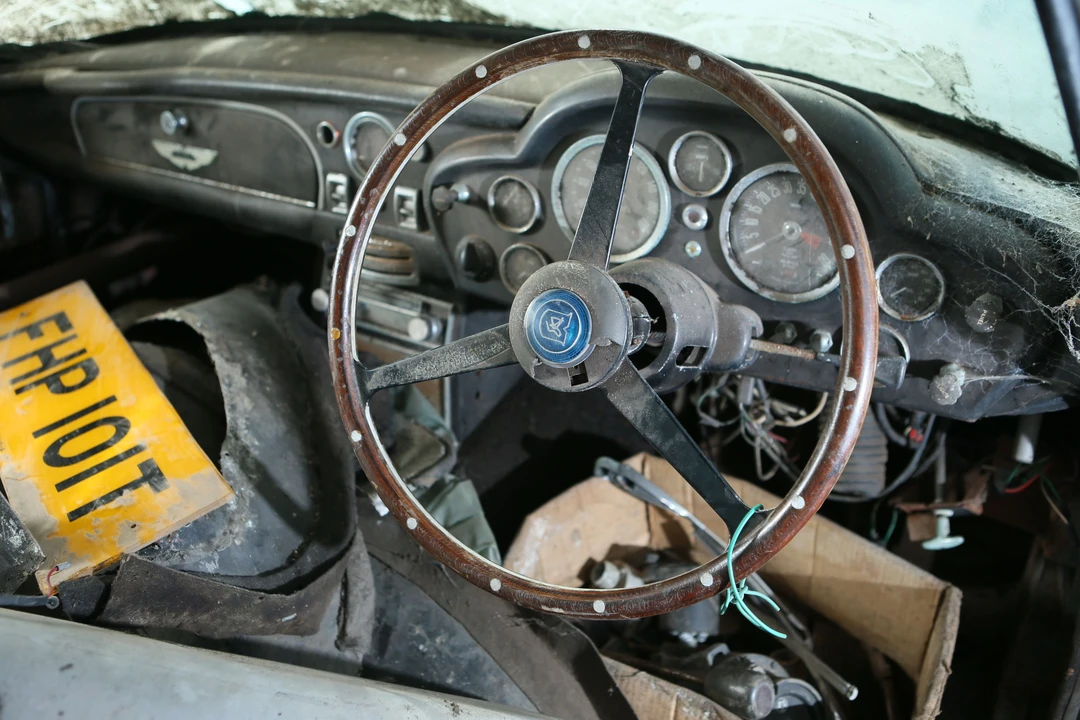 1966 Aston Martin DB6 Vantage - Image 5 of 31