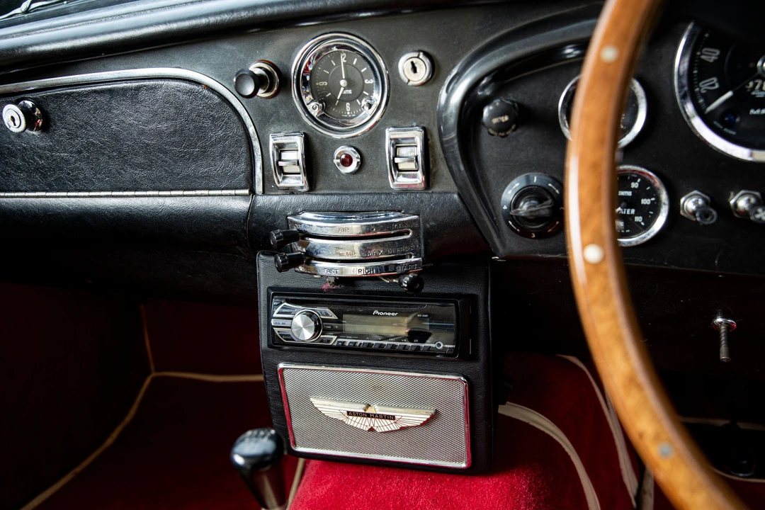 1966 Aston Martin DB6 - Image 19 of 31