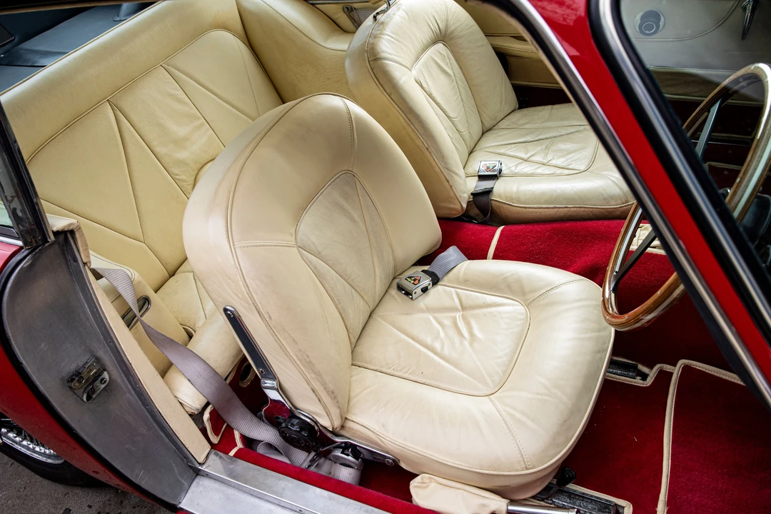 1966 Aston Martin DB6 - Image 16 of 31