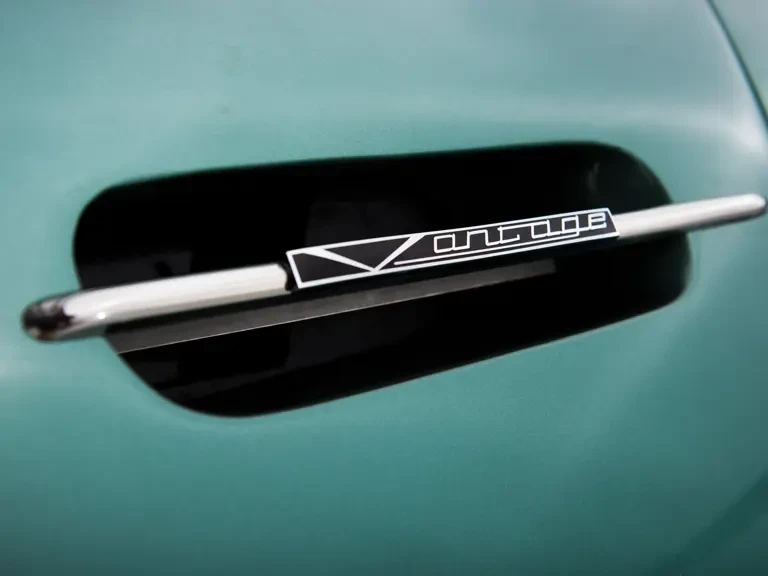 1966 Aston Martin DB6 Volante - Image 8 of 31