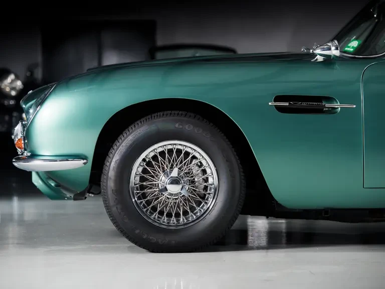 1966 Aston Martin DB6 Volante - Image 13 of 31