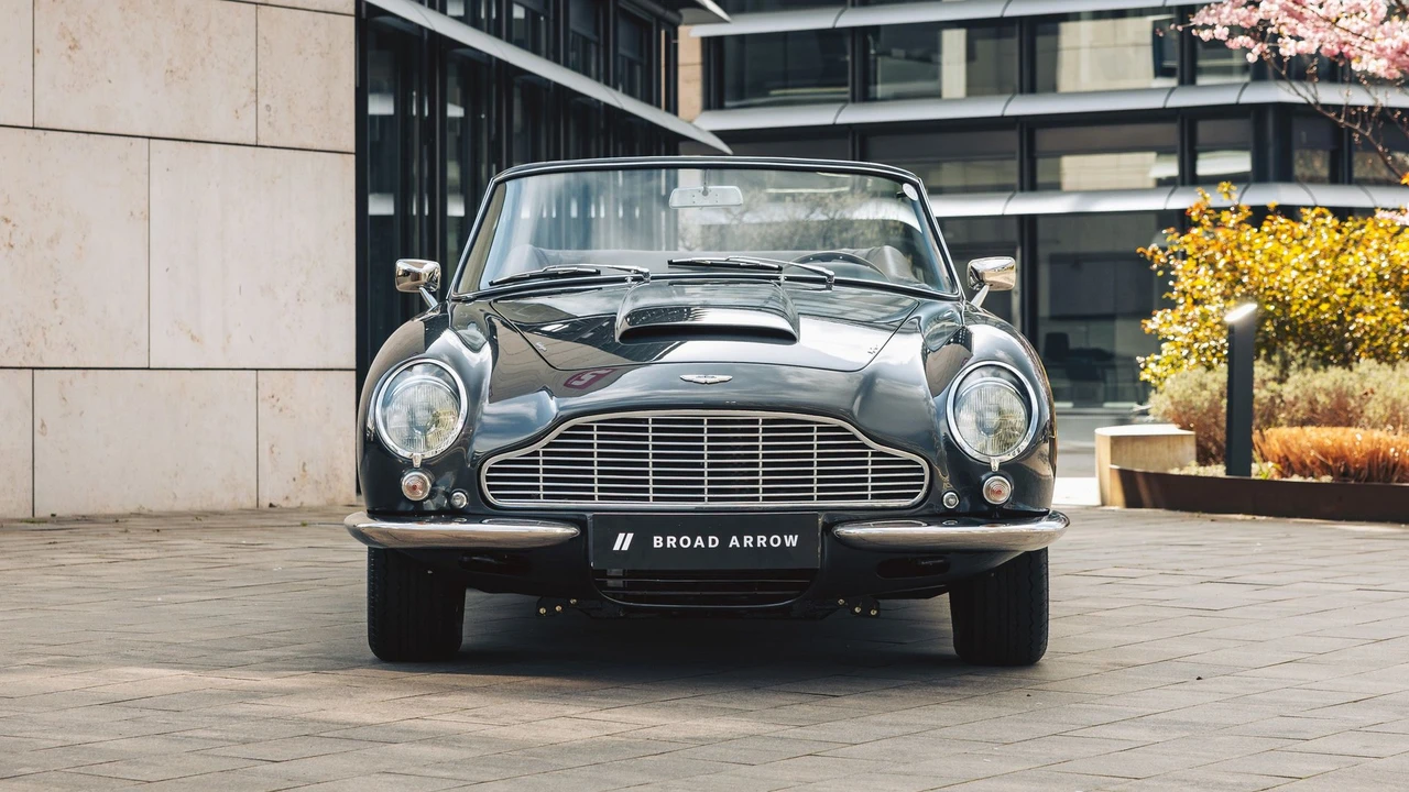 1966 Aston Martin DB6 Volante - Image 3 of 31
