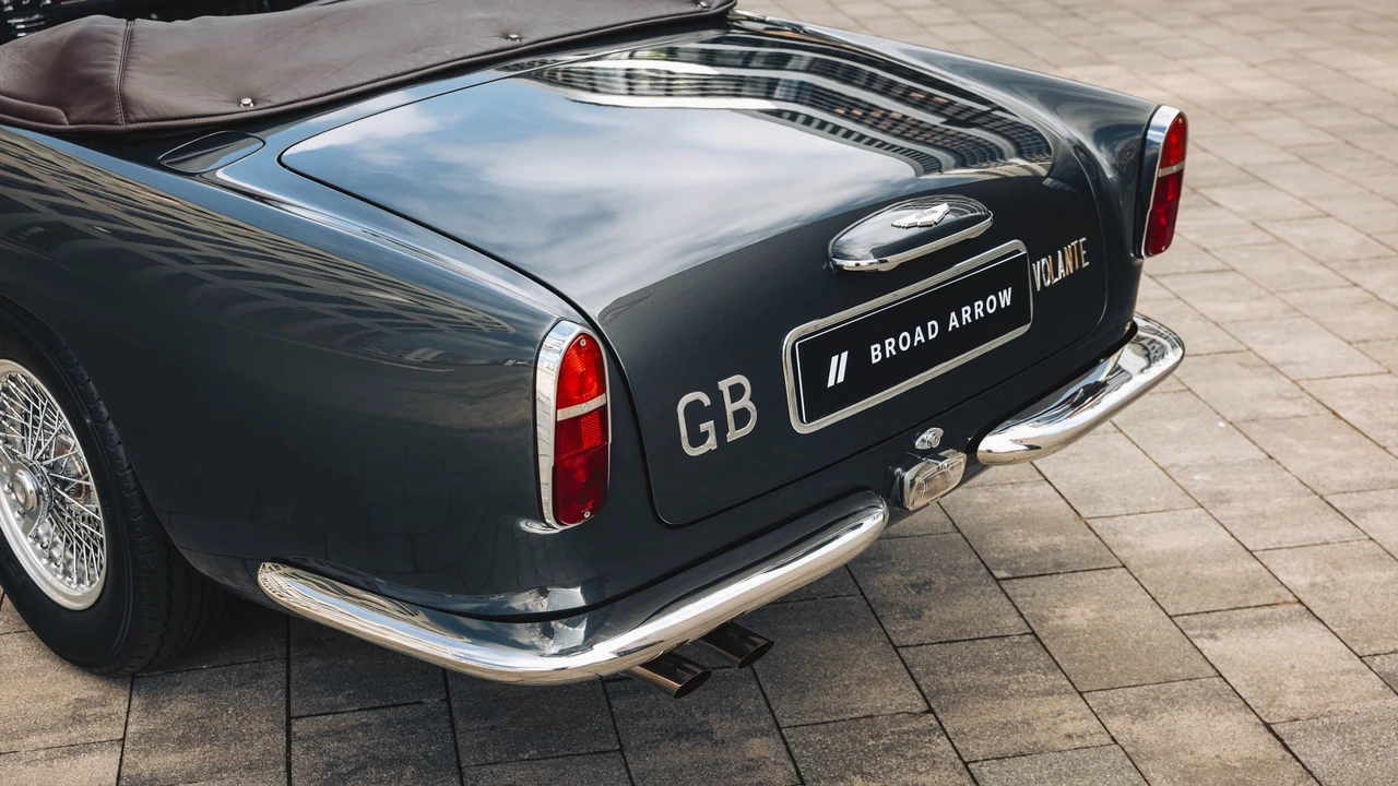 1966 Aston Martin DB6 Volante - Image 17 of 31