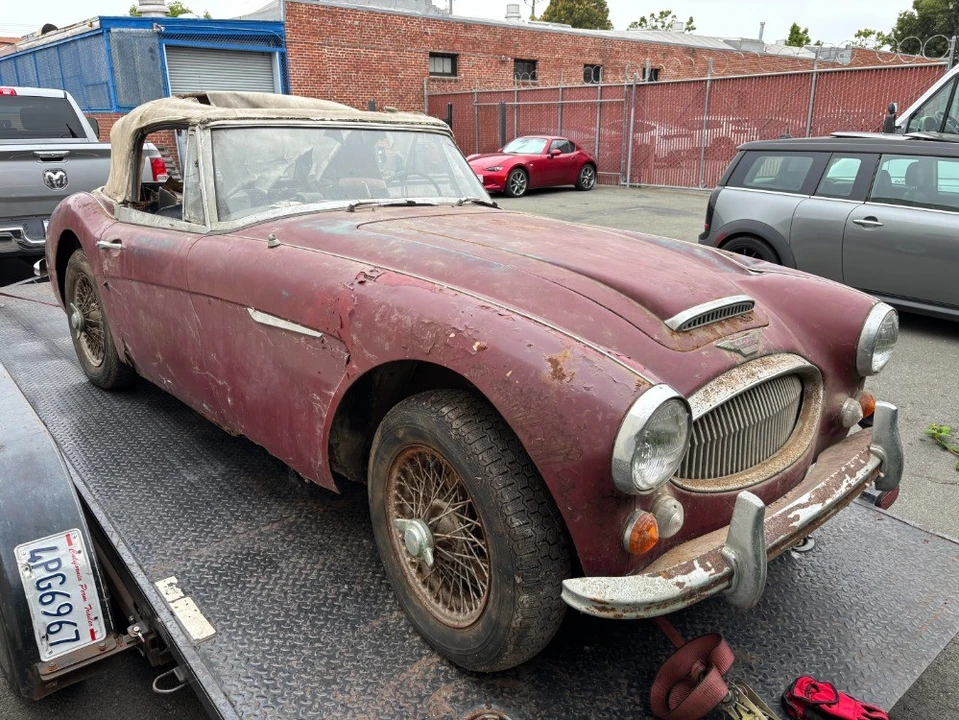 1966 Austin-Healey 3000 Mark III - Image 2 of 5