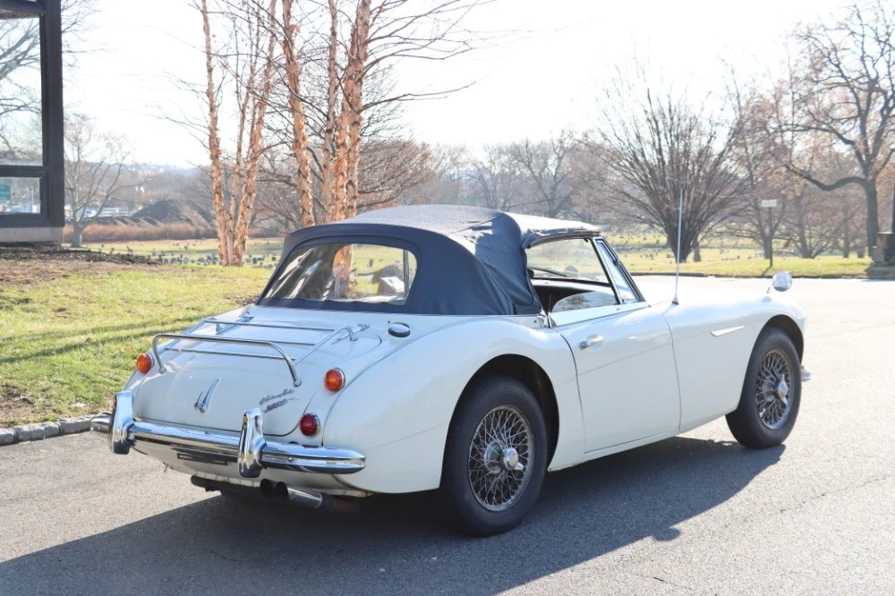 1966 Austin-Healey 3000 Mark III - Image 5 of 8