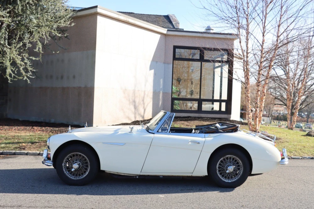 1966 Austin-Healey 3000 Mark III - Image 4 of 8