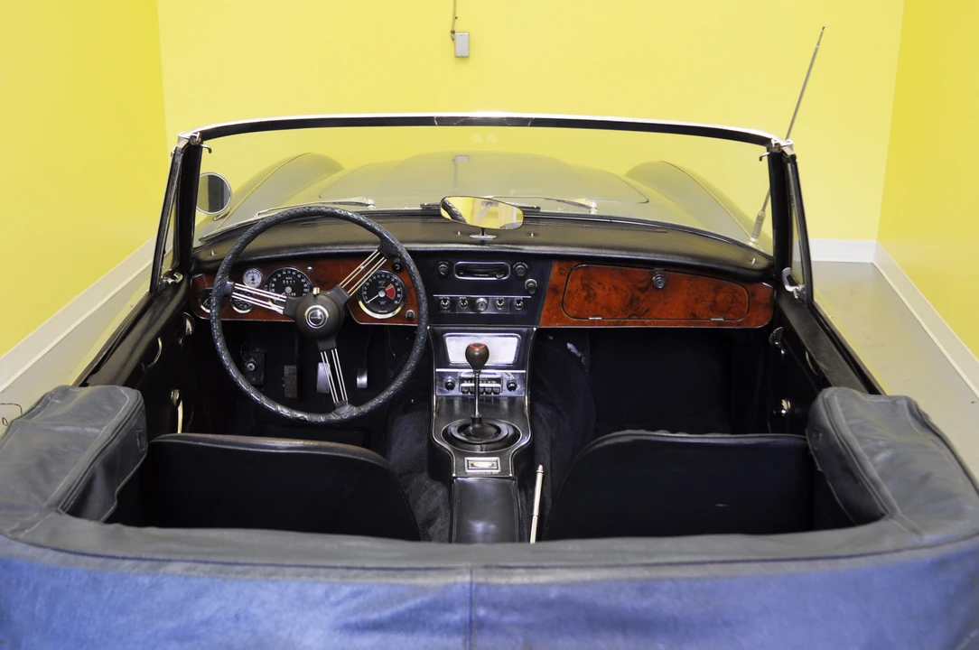 1966 Austin-Healey 3000 Mark III - Image 21 of 31