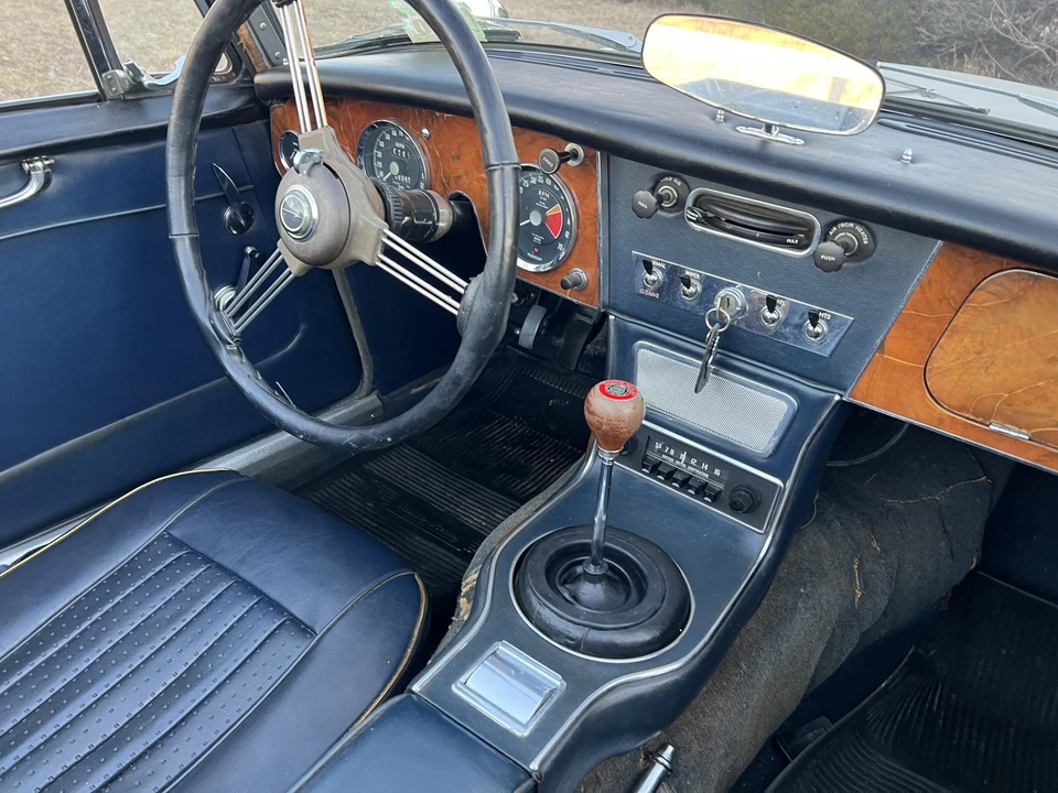 1966 Austin-Healey 3000 Mark III - Image 28 of 31