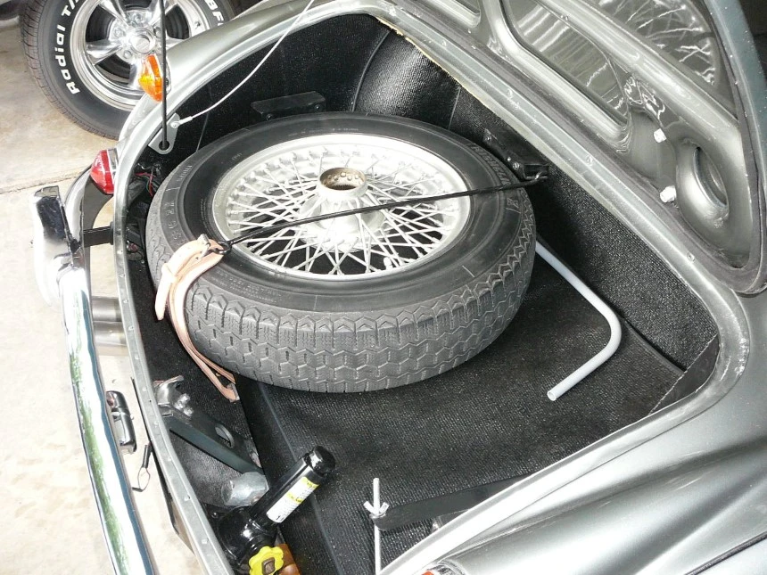 1966 Austin-Healey 3000 Mark III - Image 30 of 31