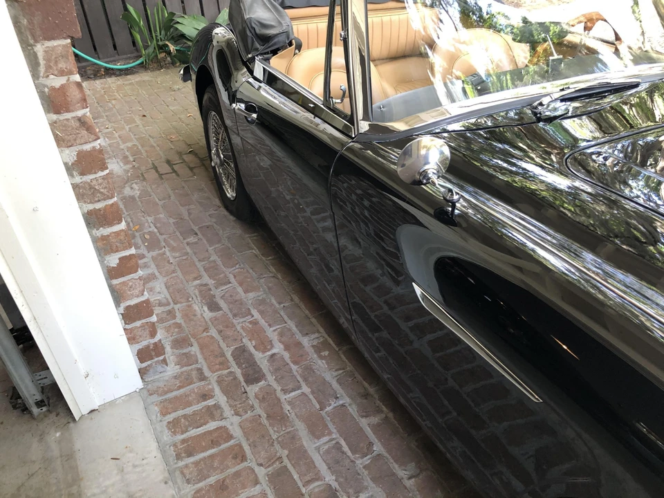 1966 Austin-Healey 3000 Mark III - Image 24 of 31