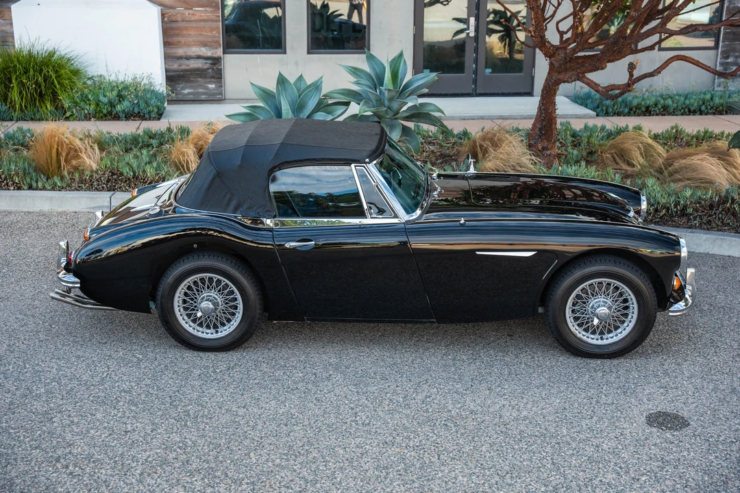 1966 Austin-Healey 3000 Mark III - Image 23 of 31