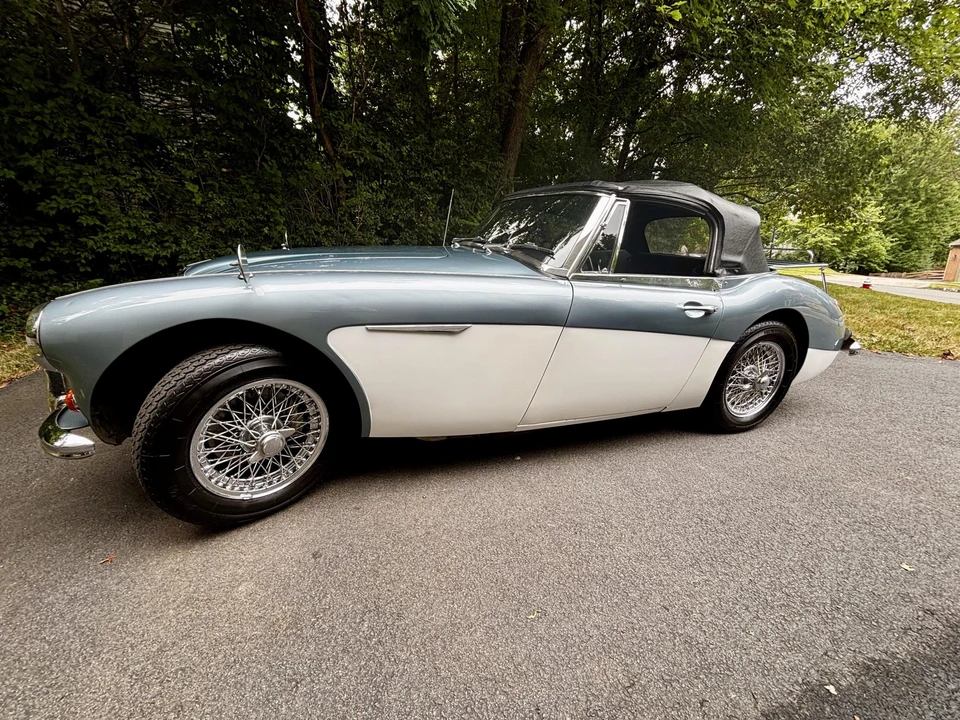 1966 Austin-Healey 3000 Mark III - Image 15 of 31