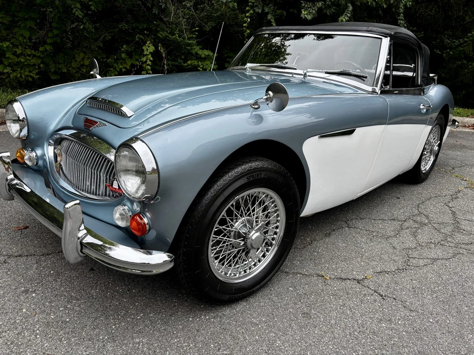 1966 Austin-Healey 3000 Mark III - Image 19 of 31