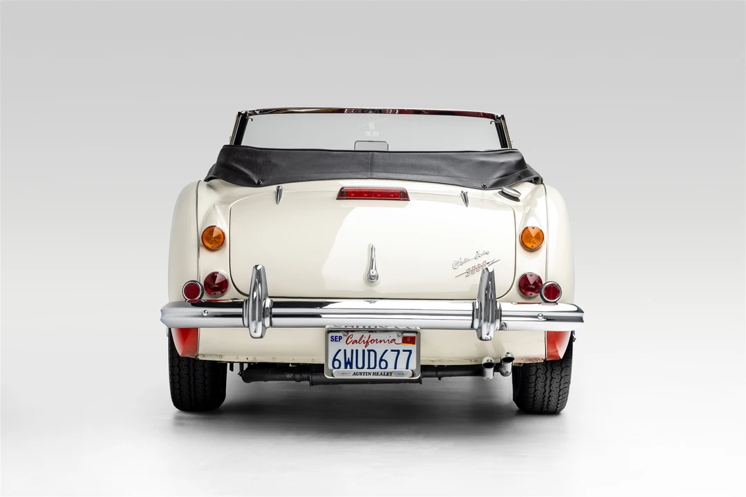 1966 Austin-Healey 3000 Mark III - Image 10 of 31